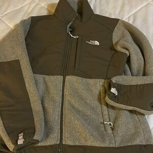 Women’s size small The North Face fleece.